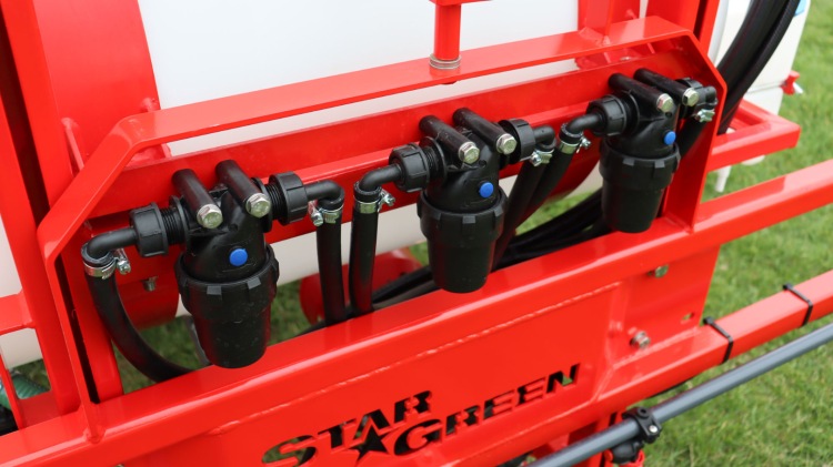 Triple filters for the spray booms.