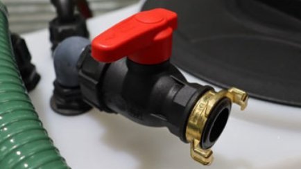 Mains Water Connection for Tank Rinsing