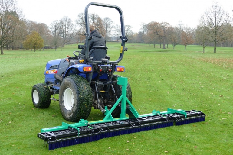 Thatch Removers
